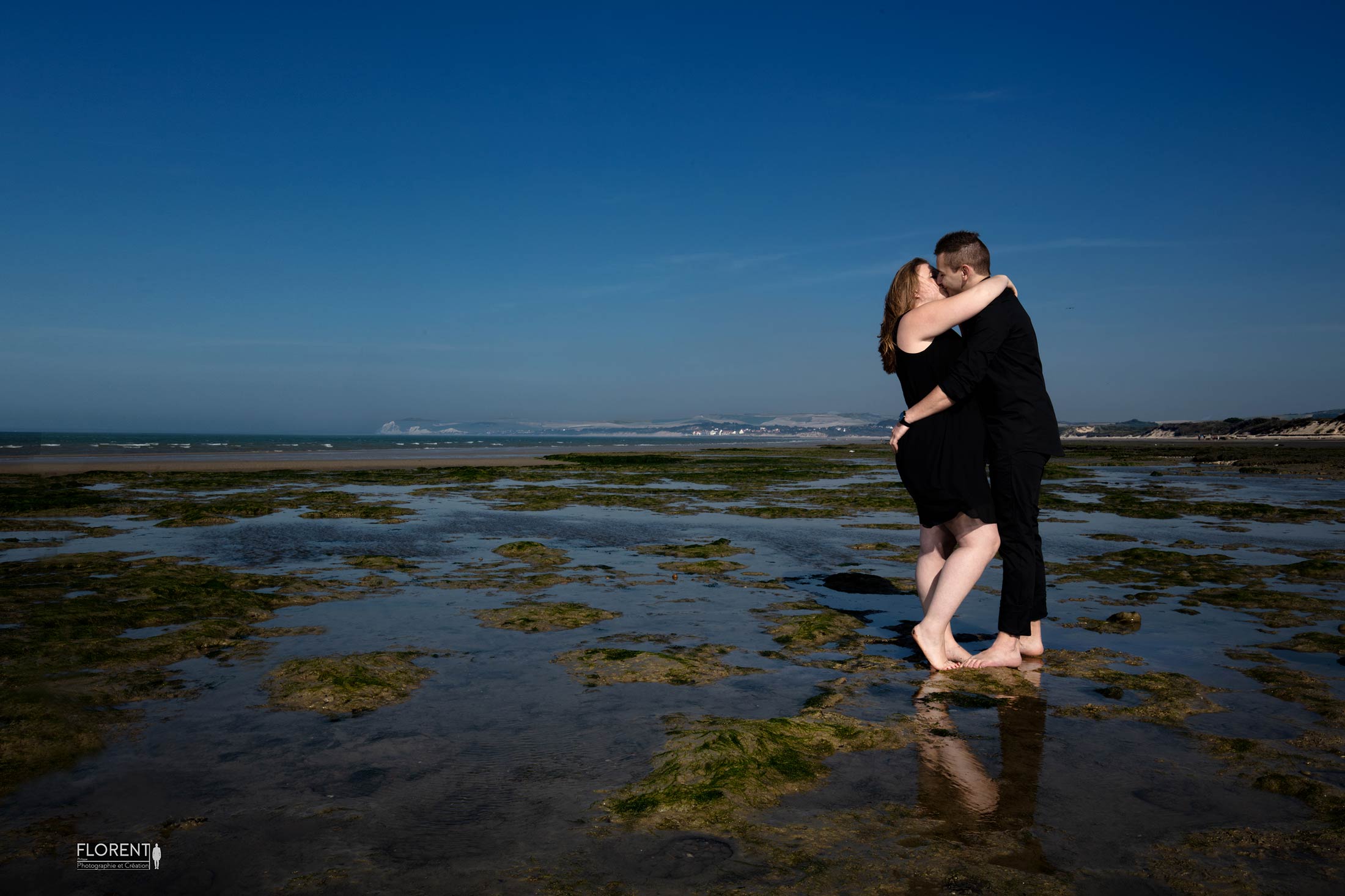 photo faire part-mariage bord de mer -couple-famille-boulogne-sur-mer-florent studio photographe lille paris le touquet calais