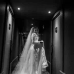 mariage epouse marche couloir hotel novotel le touquet florent photographe mariage le touquet paris boulogne sur mer saint omer lille